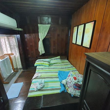 Solarcell Walking Street Homestay - โซล่าเซลล์ถนนคนเดินโฮมสเตย์ Ban Nong Nam Khan المظهر الخارجي الصورة