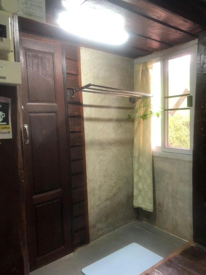 Solarcell Walking Street Homestay - โซล่าเซลล์ถนนคนเดินโฮมสเตย์ Ban Nong Nam Khan المظهر الخارجي الصورة