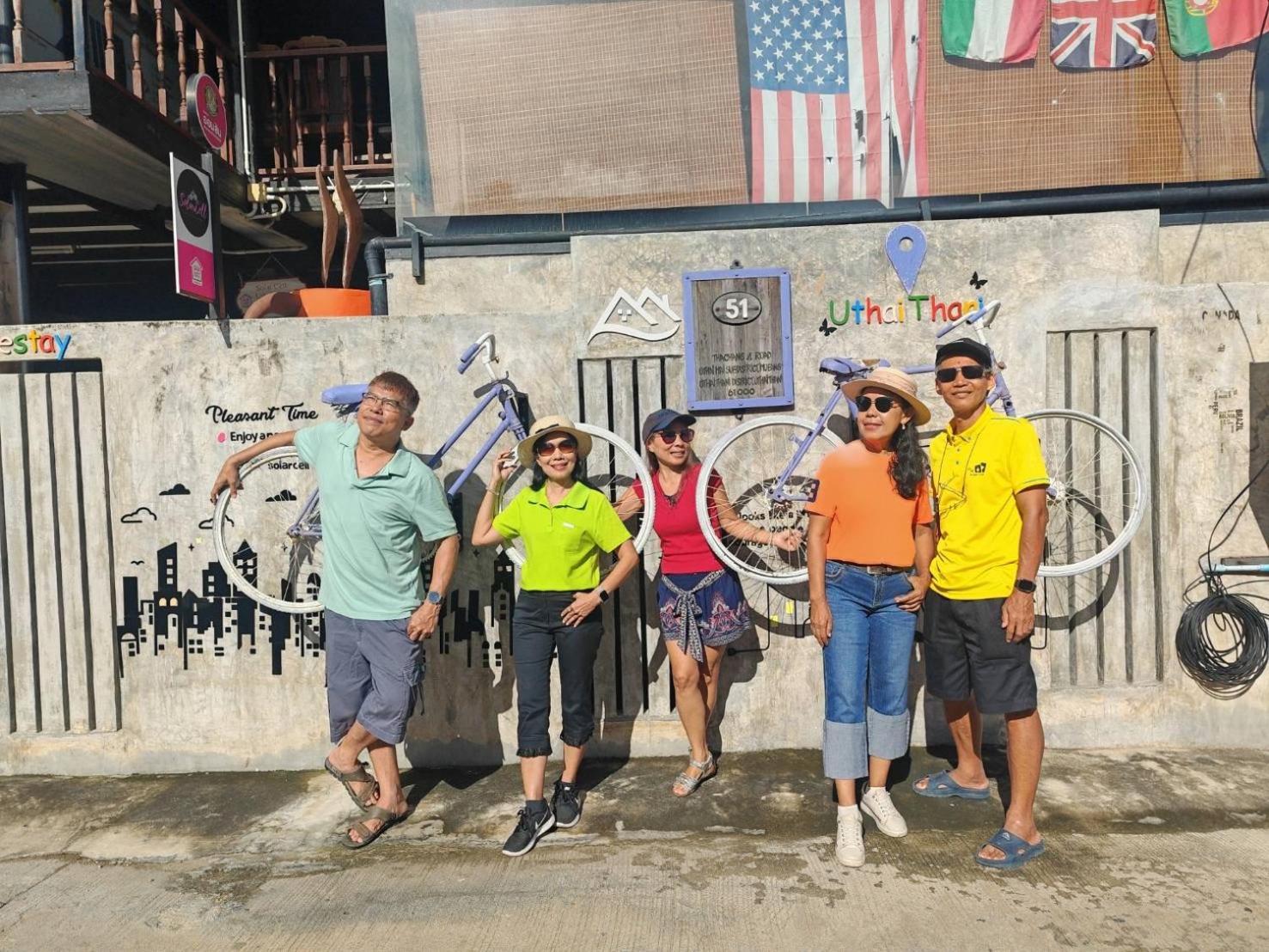 Solarcell Walking Street Homestay - โซล่าเซลล์ถนนคนเดินโฮมสเตย์ Ban Nong Nam Khan المظهر الخارجي الصورة