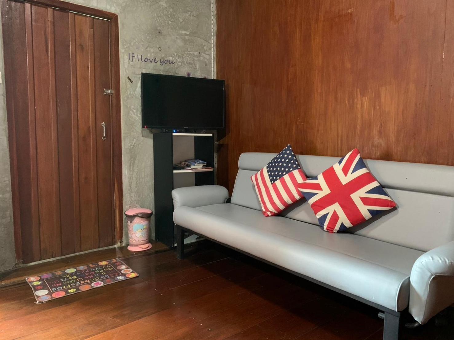 Solarcell Walking Street Homestay - โซล่าเซลล์ถนนคนเดินโฮมสเตย์ Ban Nong Nam Khan المظهر الخارجي الصورة